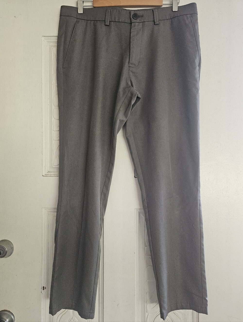 Hagger H26 Men's Slim Dress Pants in Gray 34x30